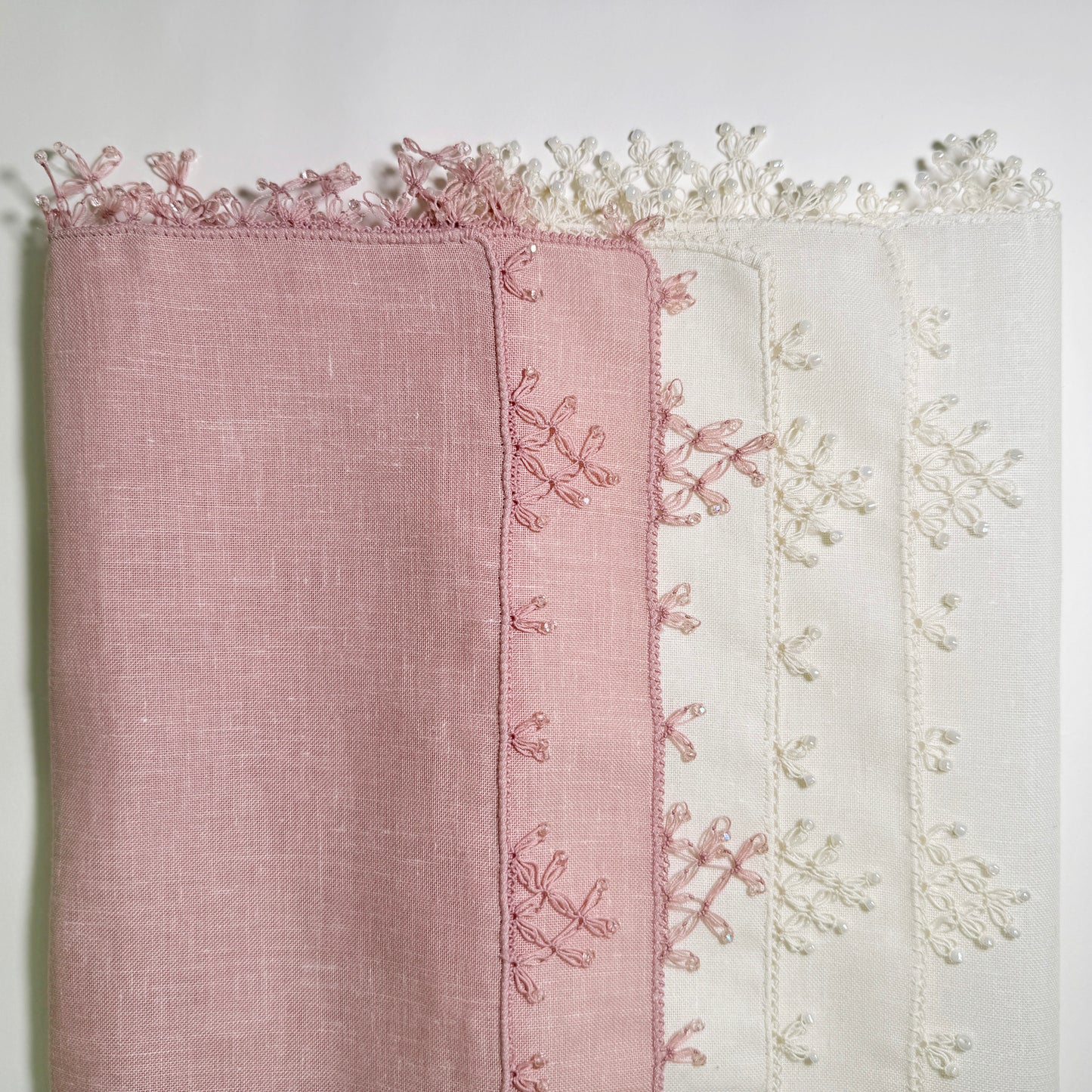 Handcrafted White Linen Napkin – Needle Lace Detail